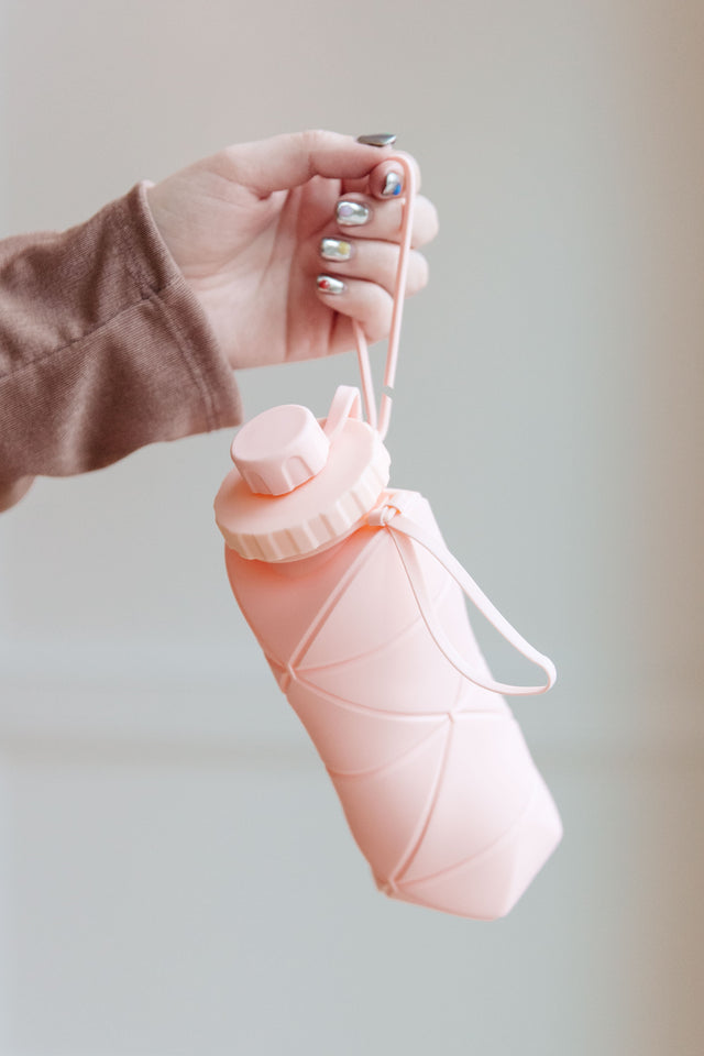 Collapsing Silicone Water Bottle in Diamond Pink - Liarian Unlimited Boutique