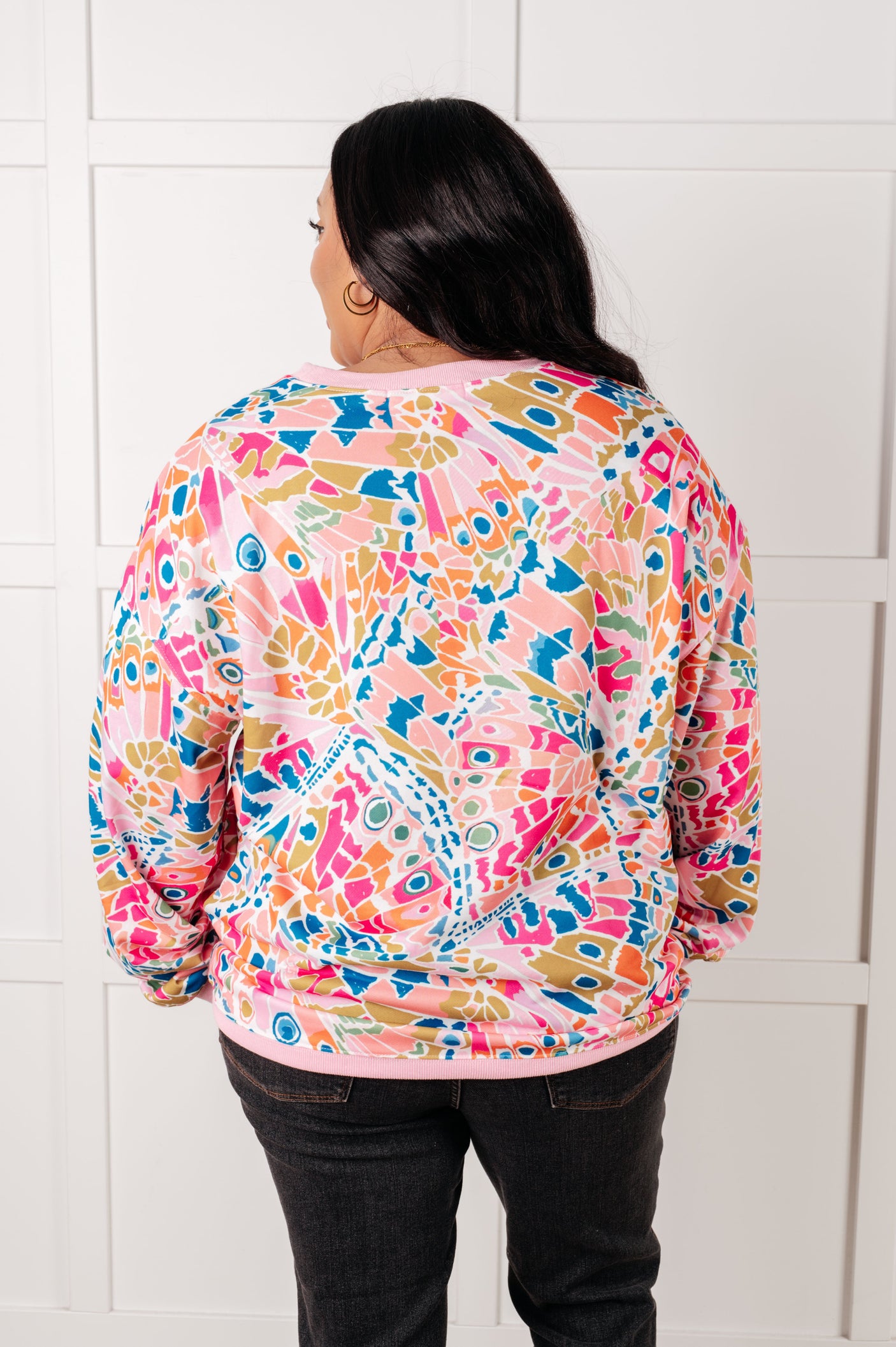 Suéter con estampado abstracto de tiempos confusos