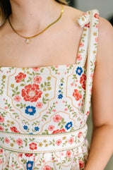 Vestido Country Crush con tirantes ajustables en crema y rojo