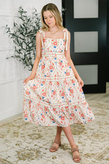 Vestido Country Crush con tirantes ajustables en crema y rojo