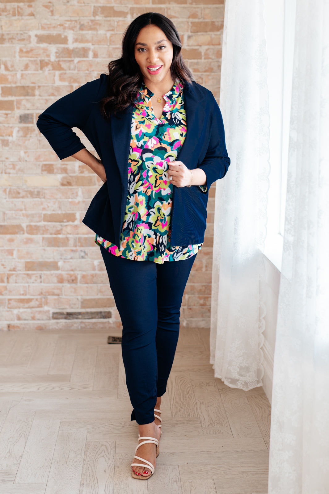 Pantalones Magic Skinny de 28" en doce colores 