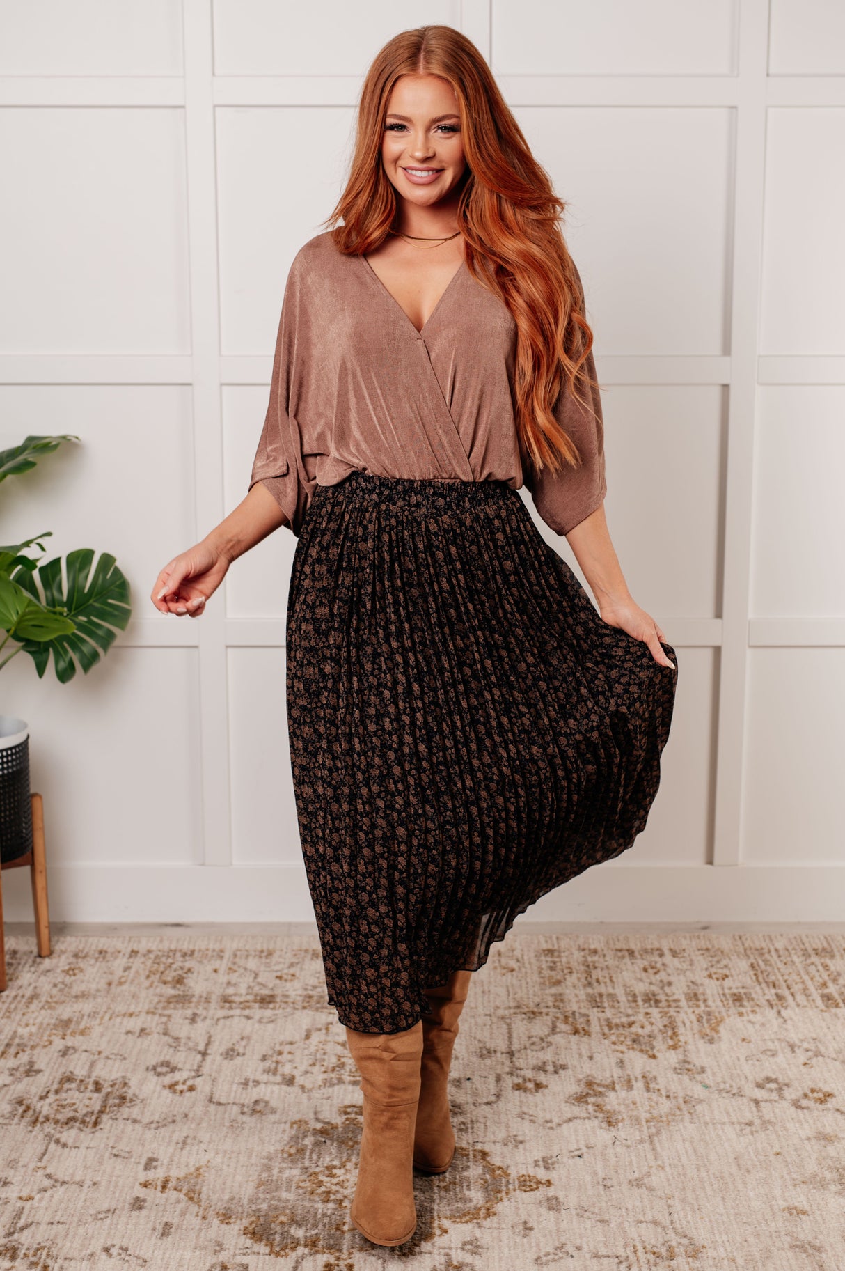 Blusa con cuello en V deslumbrantemente drapeado