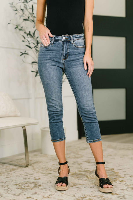 Deborah Mid Rise Capri