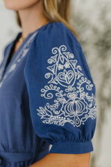 Vestido Delicado Devotion con mangas abullonadas en azul