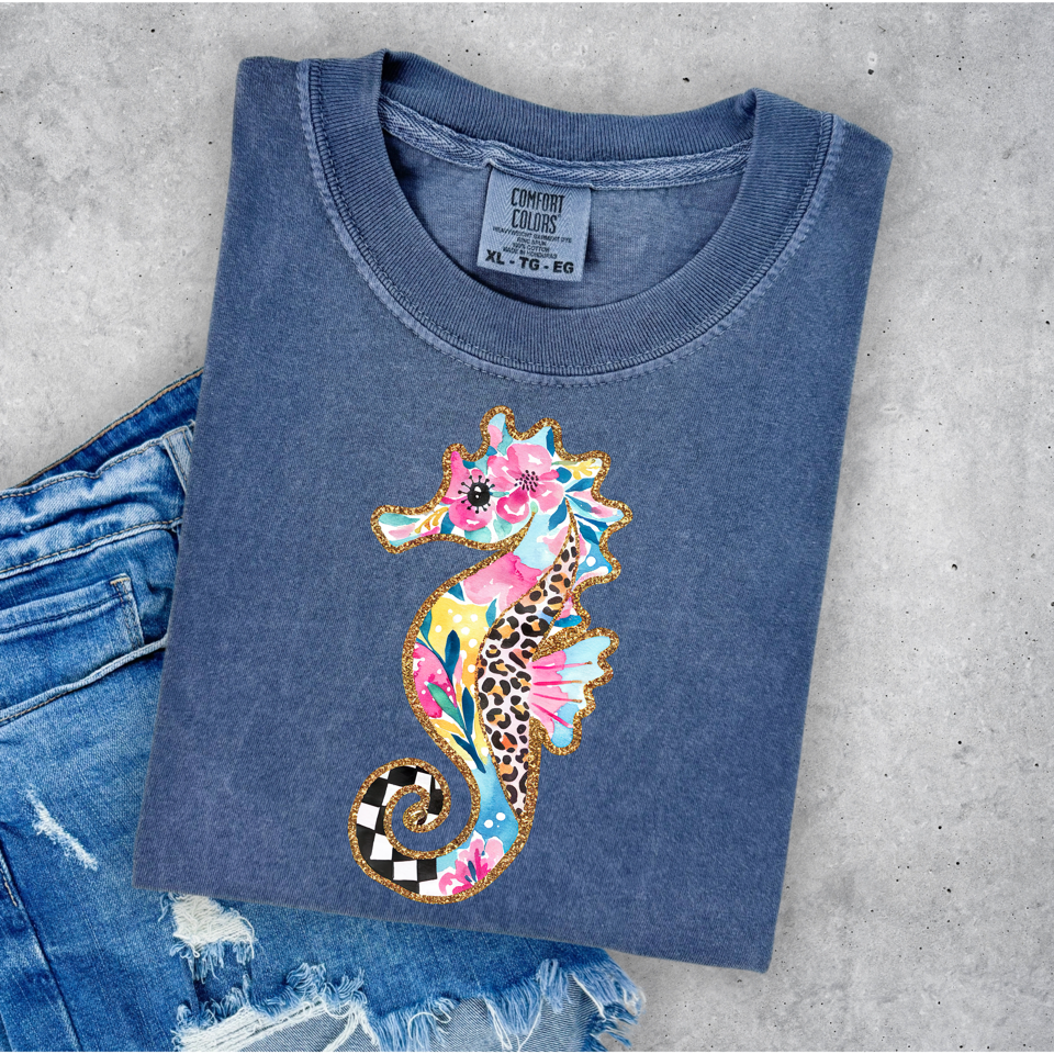 Camiseta gráfica multiestampada de caballito de mar