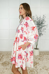 Vestido floral de destino desconocido