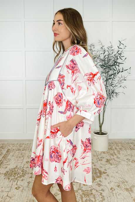 Vestido floral de destino desconocido