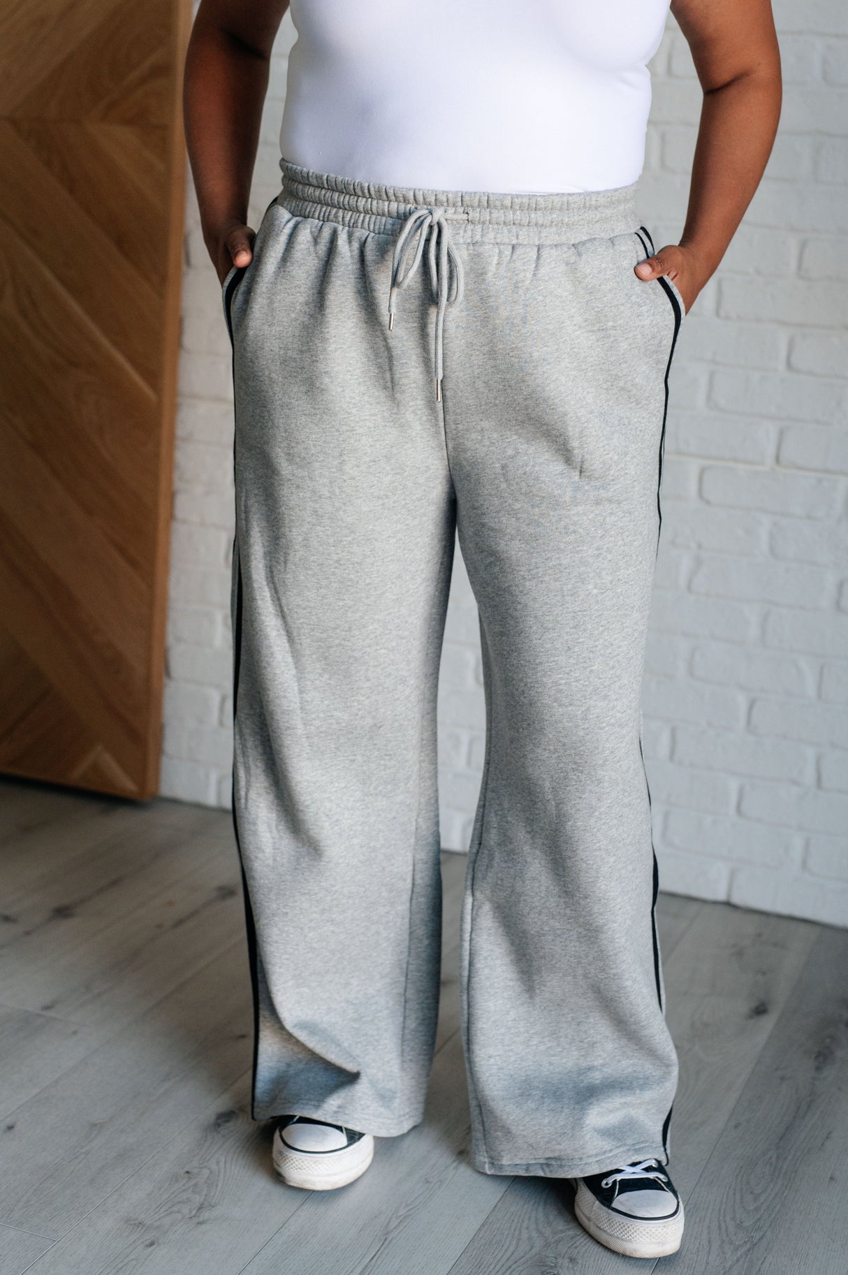 Pantalones deportivos con detalle de rayas Don't Get Stuck