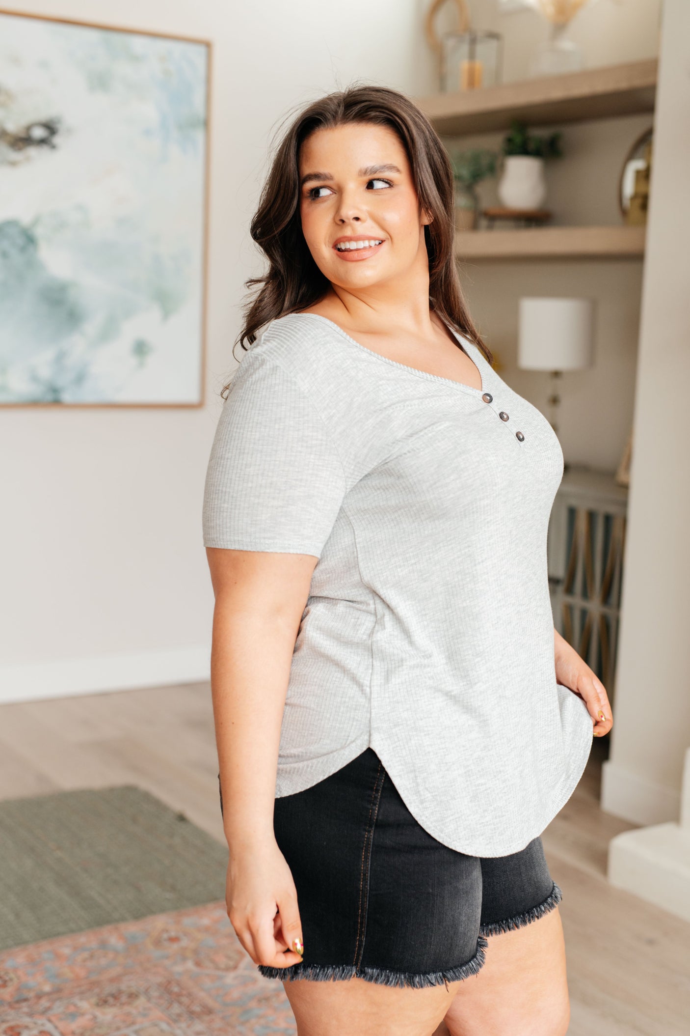 Top con cuello en V "No me subestimes"