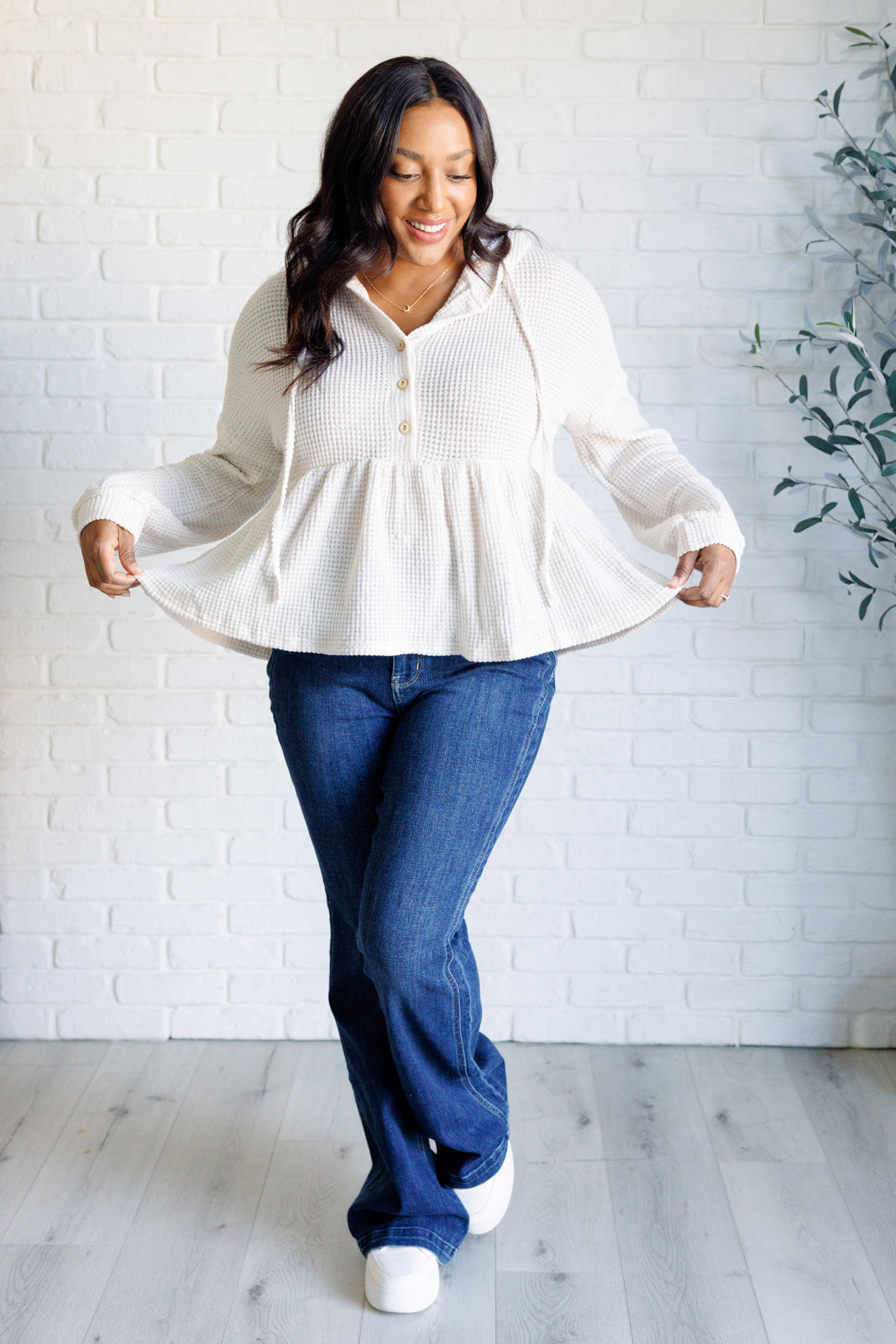 No te quedes con las dudas sobre la sudadera con capucha de punto gofre