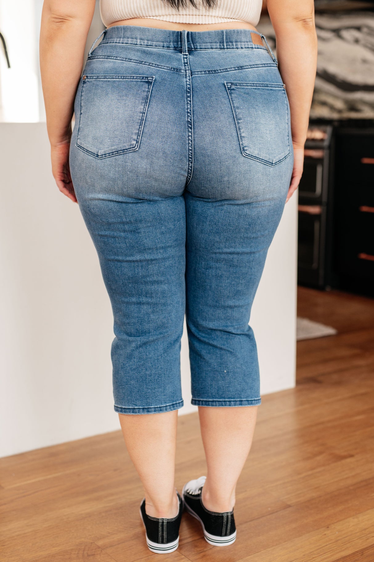 Emily High Rise Cool Denim Pull On Capri Jeans - Liarian Unlimited Boutique