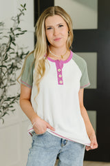 Suéter de punto acanalado con cable Everyday Envy en verde oliva claro