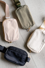 Riñonera cruzada Everywhere I Go en color caqui