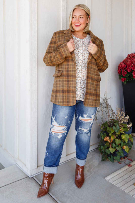 Fancy Me Floral Button Down - Liarian Unlimited Boutique