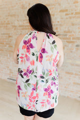 Blusa halter floral con sensación encantadora
