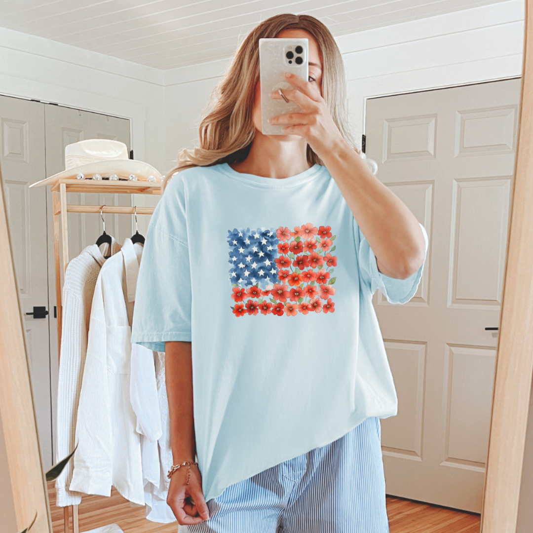 Camiseta con gráfico de bandera floral