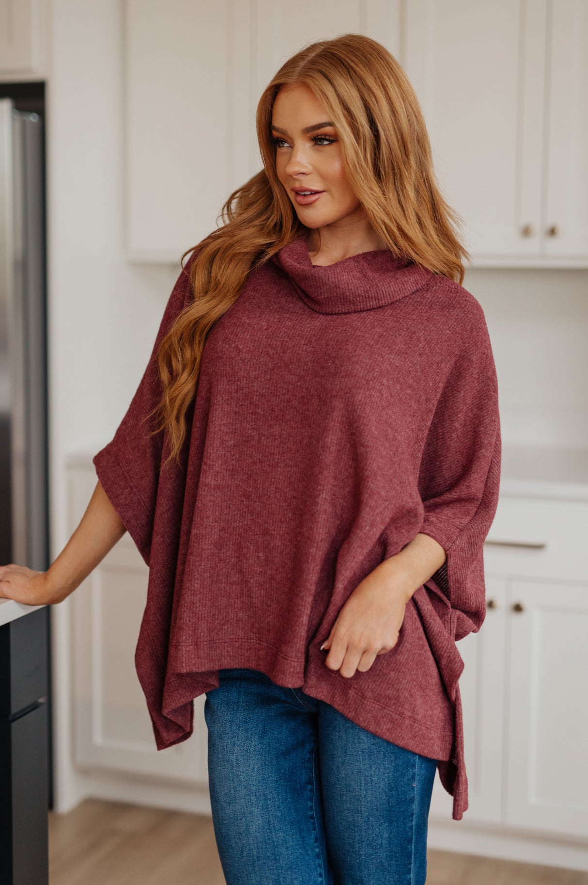 Poncho con cuello vuelto Forgive Me