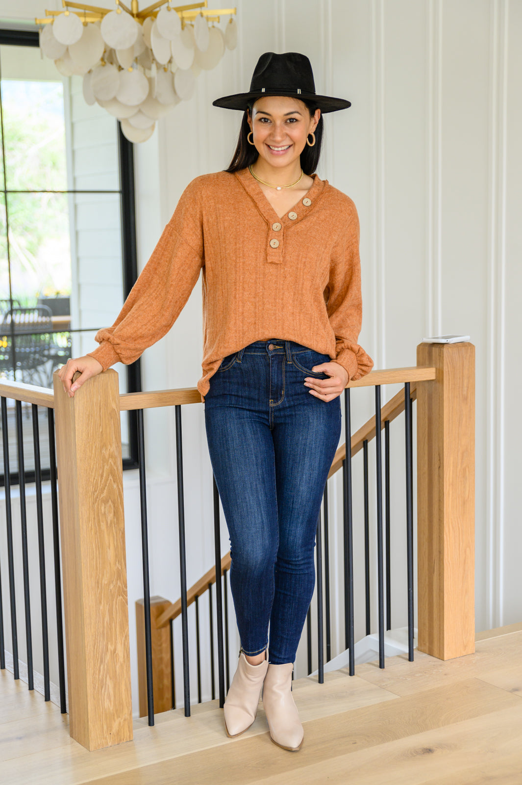 Pantalones vaqueros ajustados Georgia Back Yoke con bolsillo para el móvil