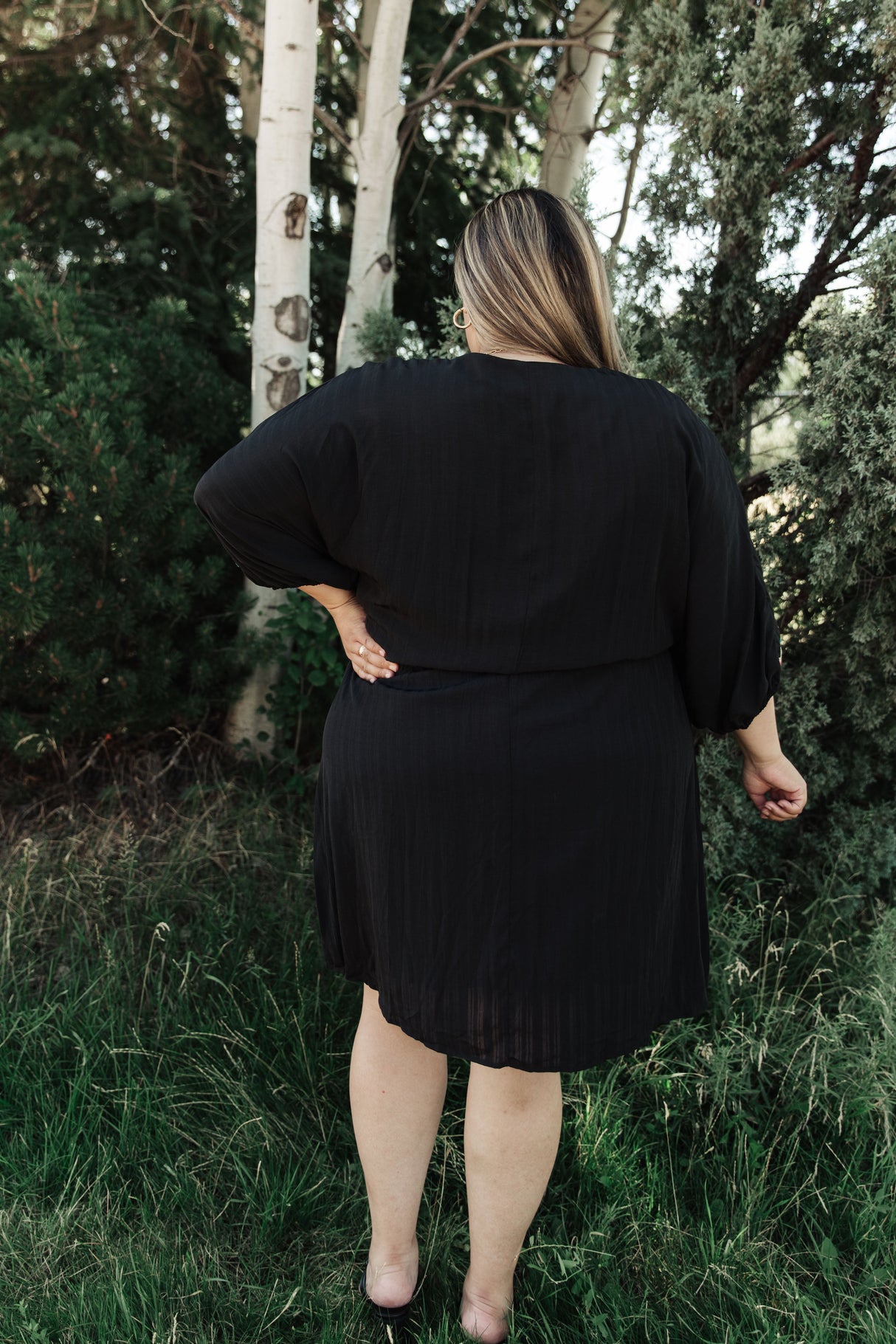 Vestido bordado floral "Me alegra verte"