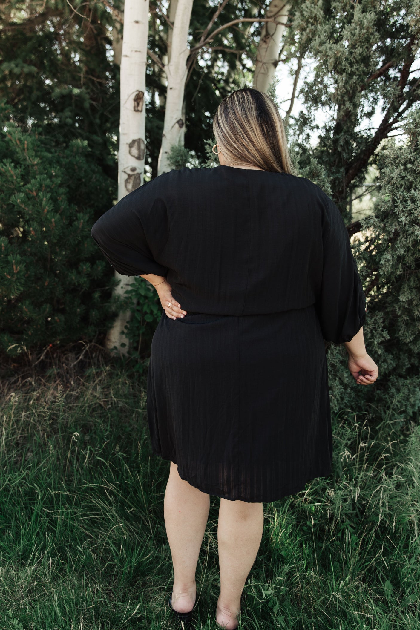 Vestido bordado floral "Me alegra verte"