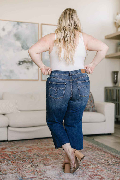 Hayes High Rise Wide Leg Crop Jeans - Liarian Unlimited Boutique