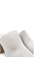 Sandalia de tacón Helena en ante color hielo