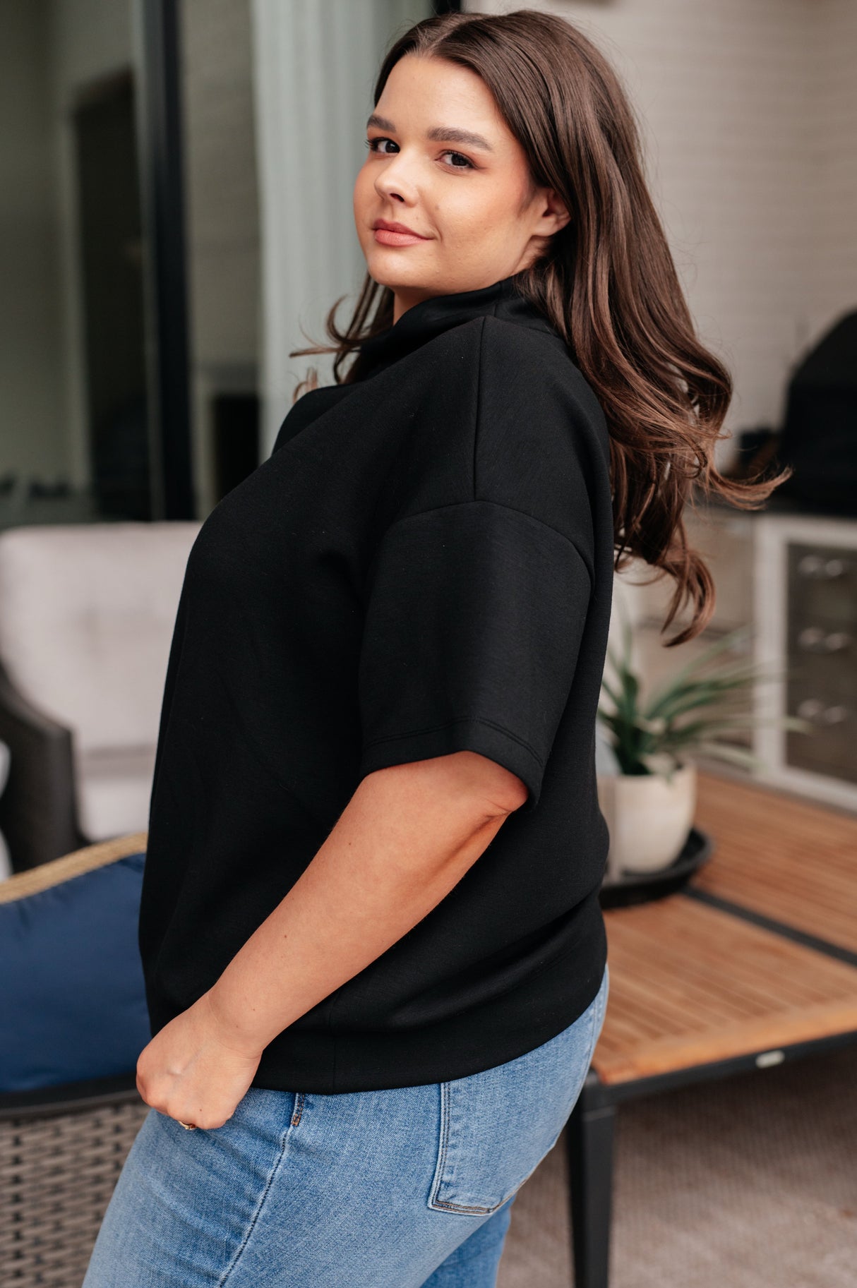 Top de cuello alto "I Just Felt Like It" en negro