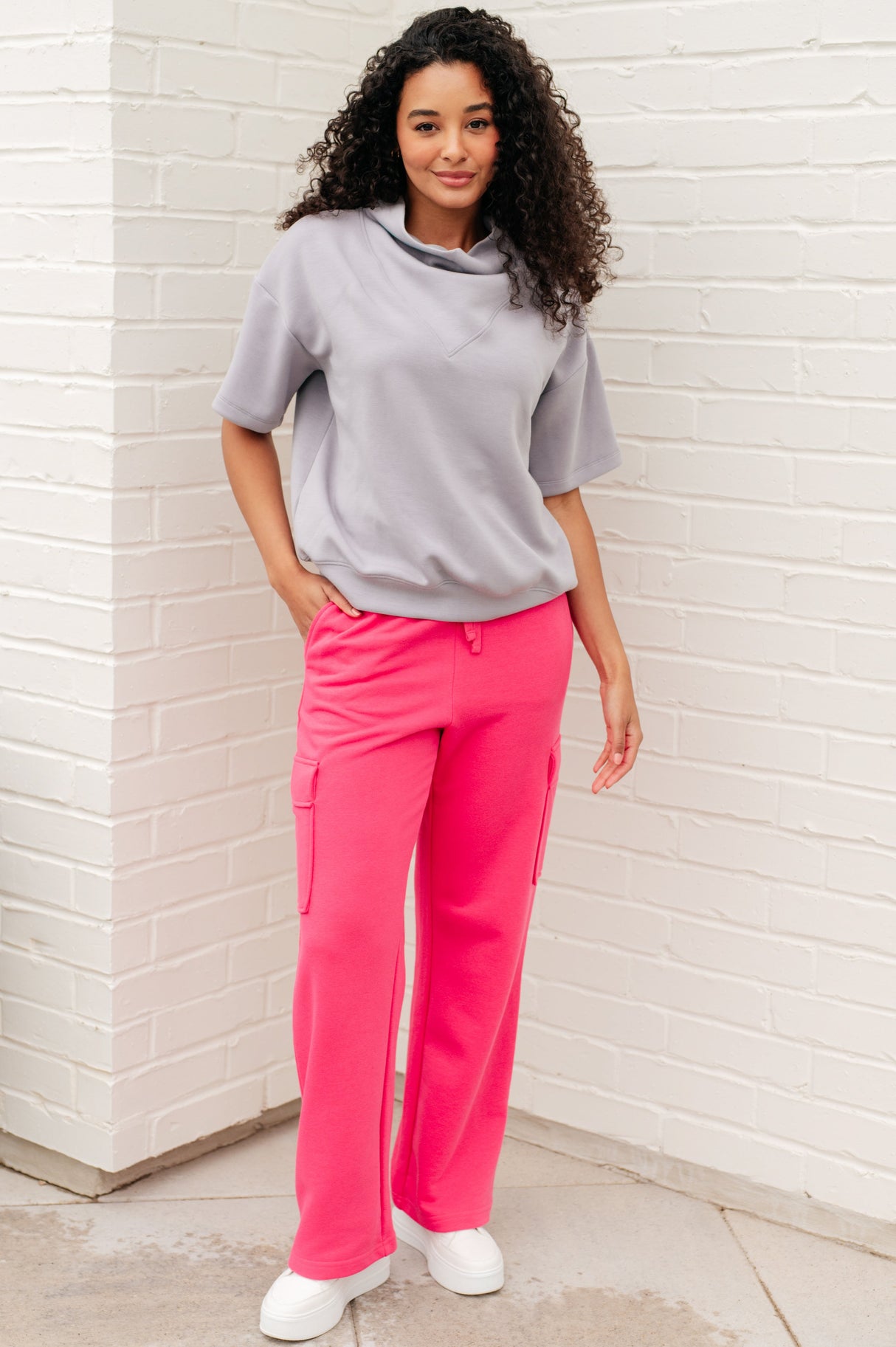 Pantalones deportivos cargo Run, Don't Walk en rosa flamenco