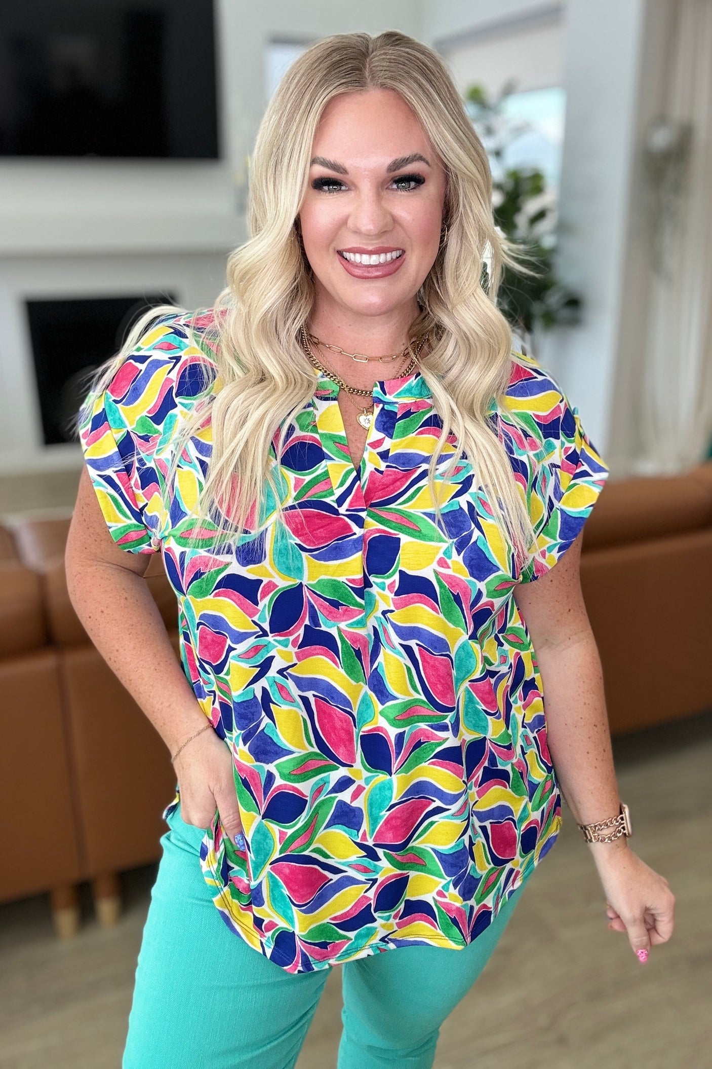 Lizzy Cap Sleeve in Royal and Magenta Mod Floral - Liarian Unlimited Boutique