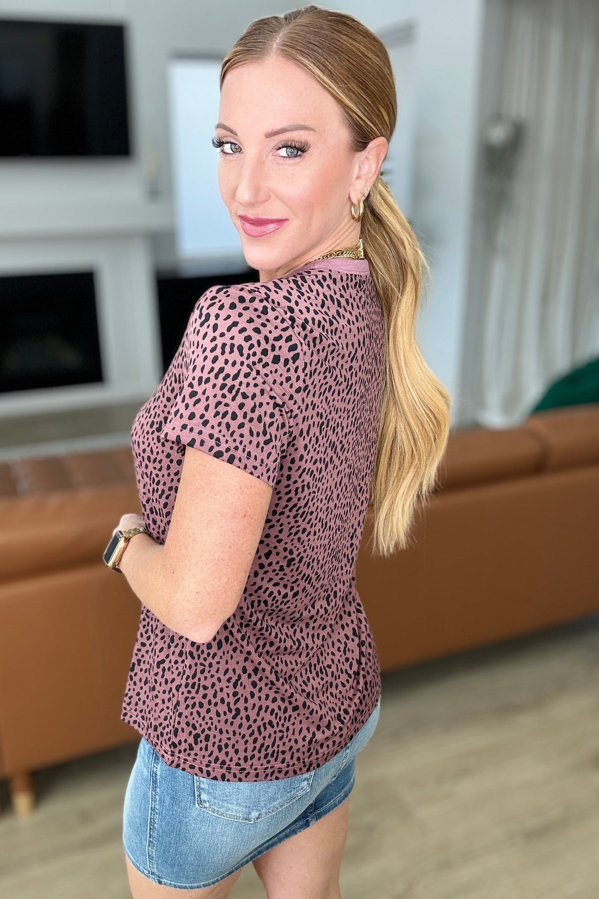Cheetah Girl Short Sleeve Top - Liarian Unlimited Boutique
