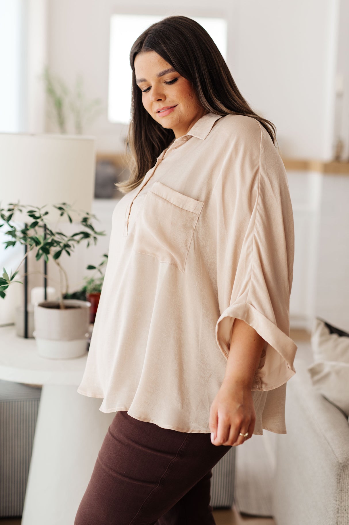 Top oversize de manga dolman "In Your Thoughts" en color champán