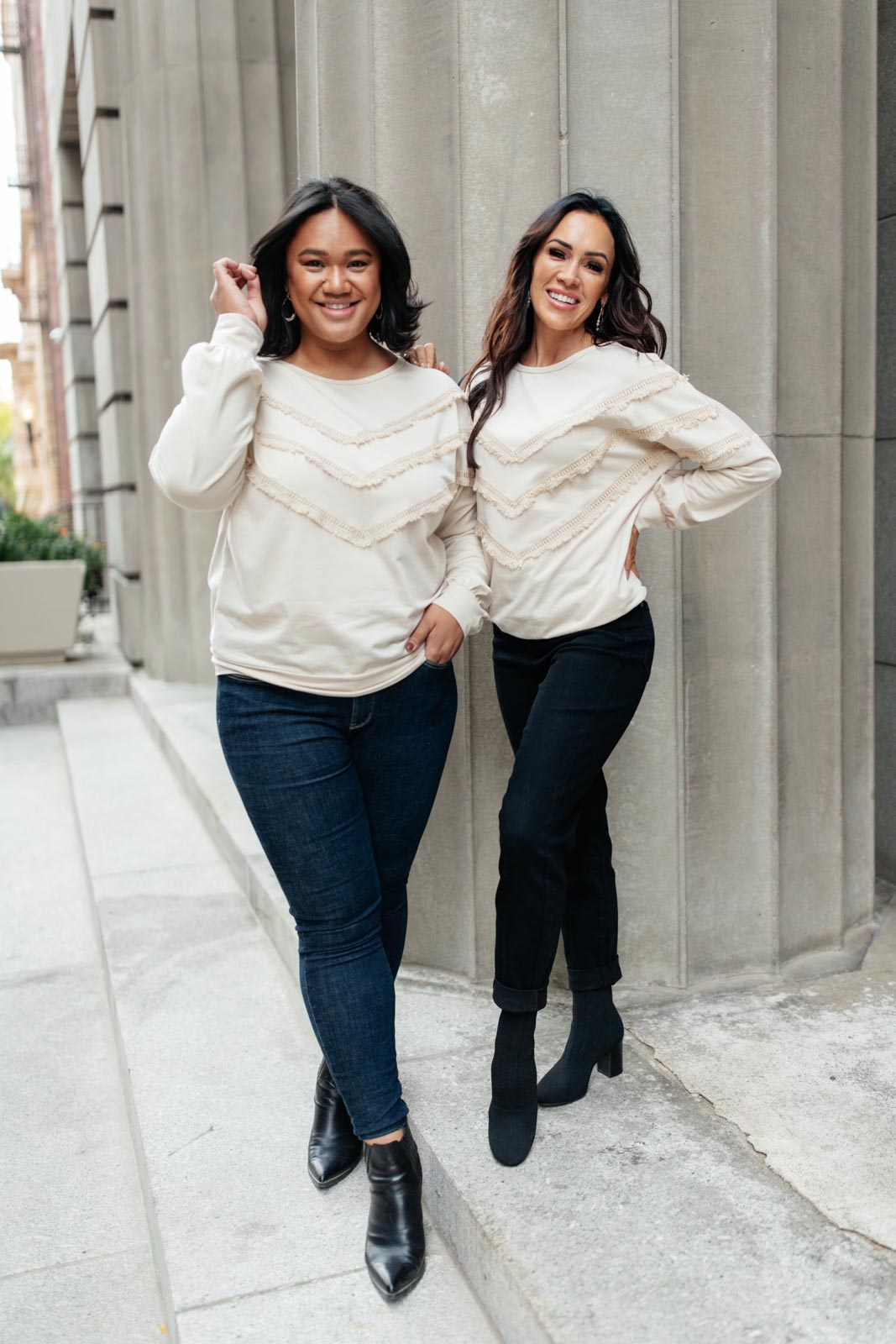 Top con flecos en beige