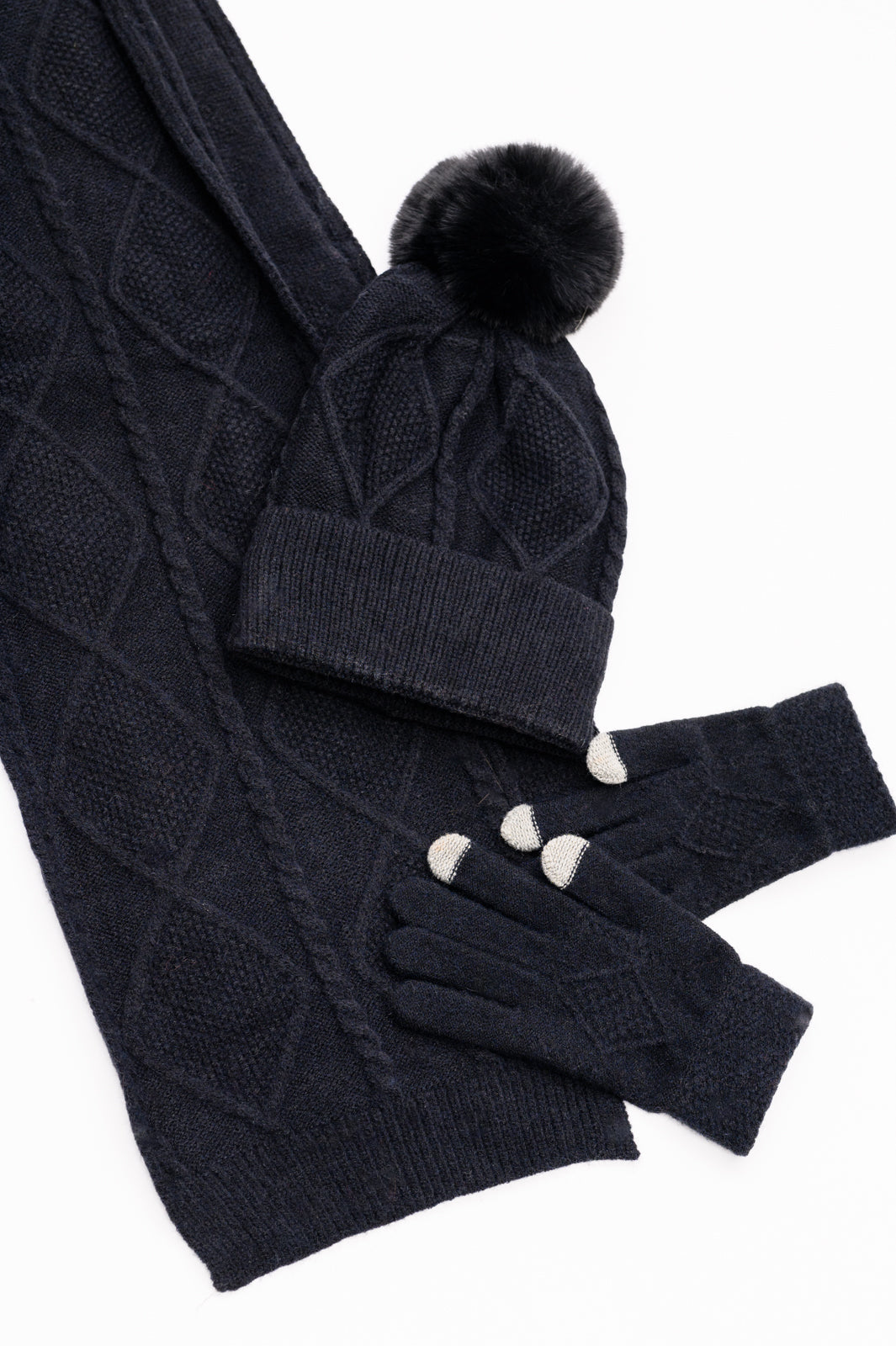 Conjunto de gorro, guantes y bufanda Jane Frost en negro