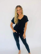 Conjunto de salón Krisie con cuello en V en seis colores