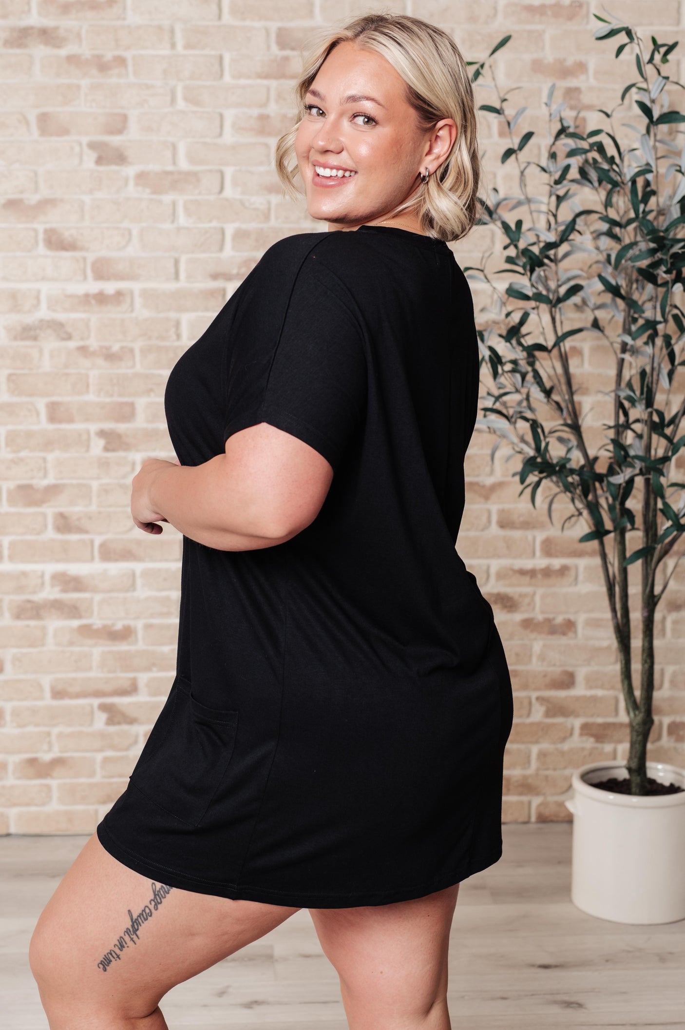 Vestido túnica informal con bolsillos