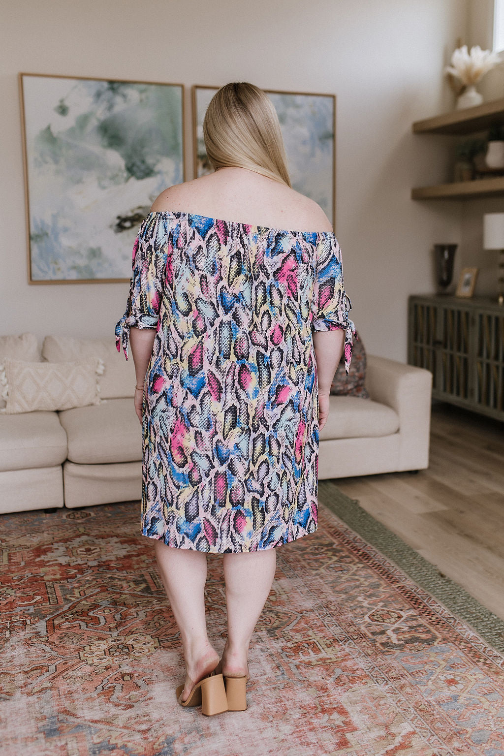 Vestido con estampado de animales salvajes