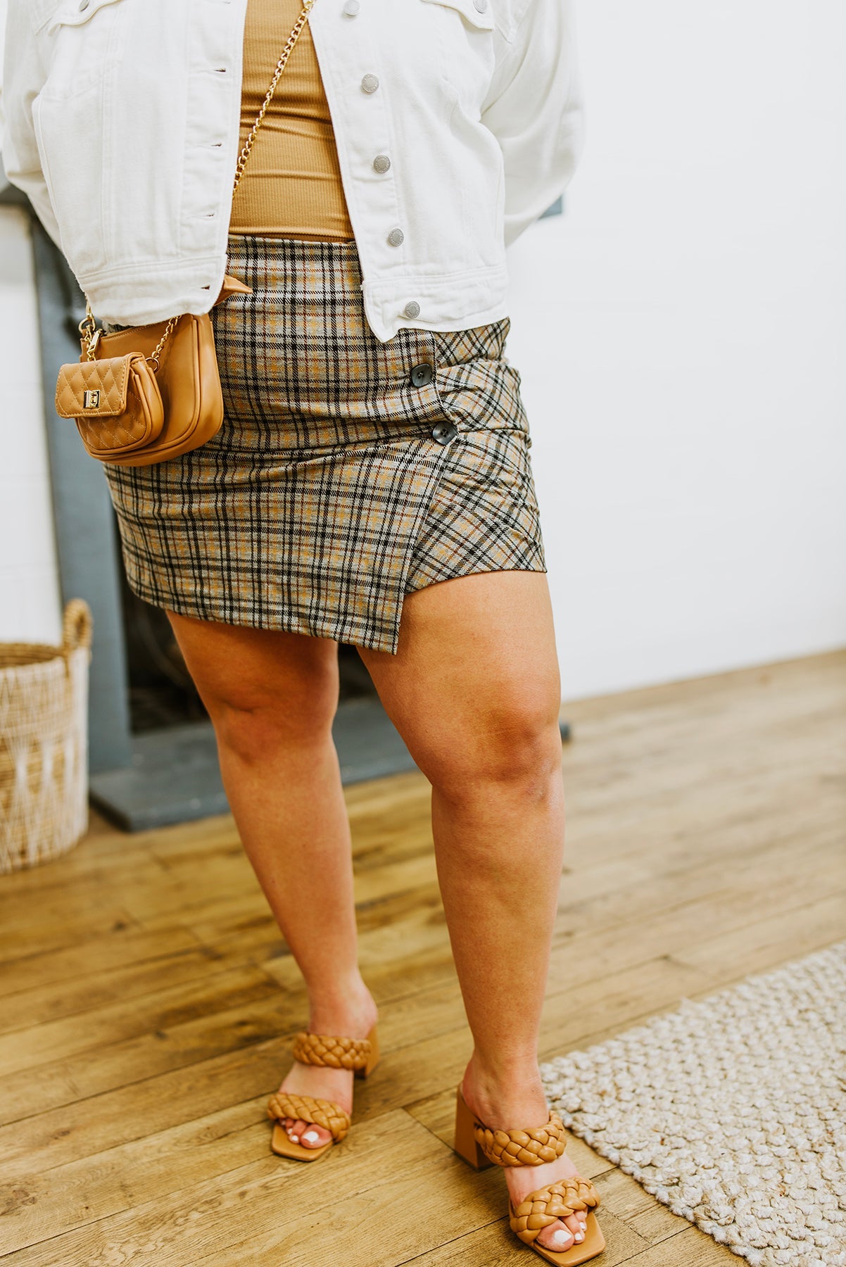 Falda pantalón corta a cuadros para llegar tarde a clase