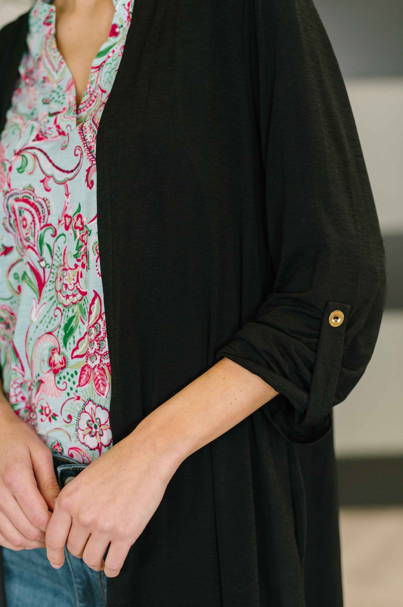 Lizzy Cardigan in Black