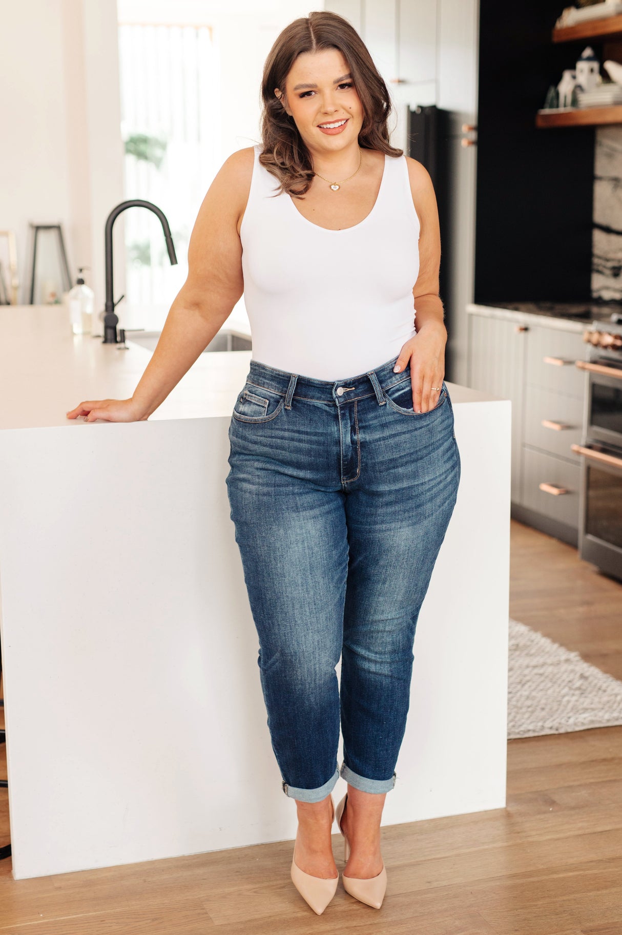 London Midrise Cuffed Boyfriend Jeans - Liarian Unlimited Boutique