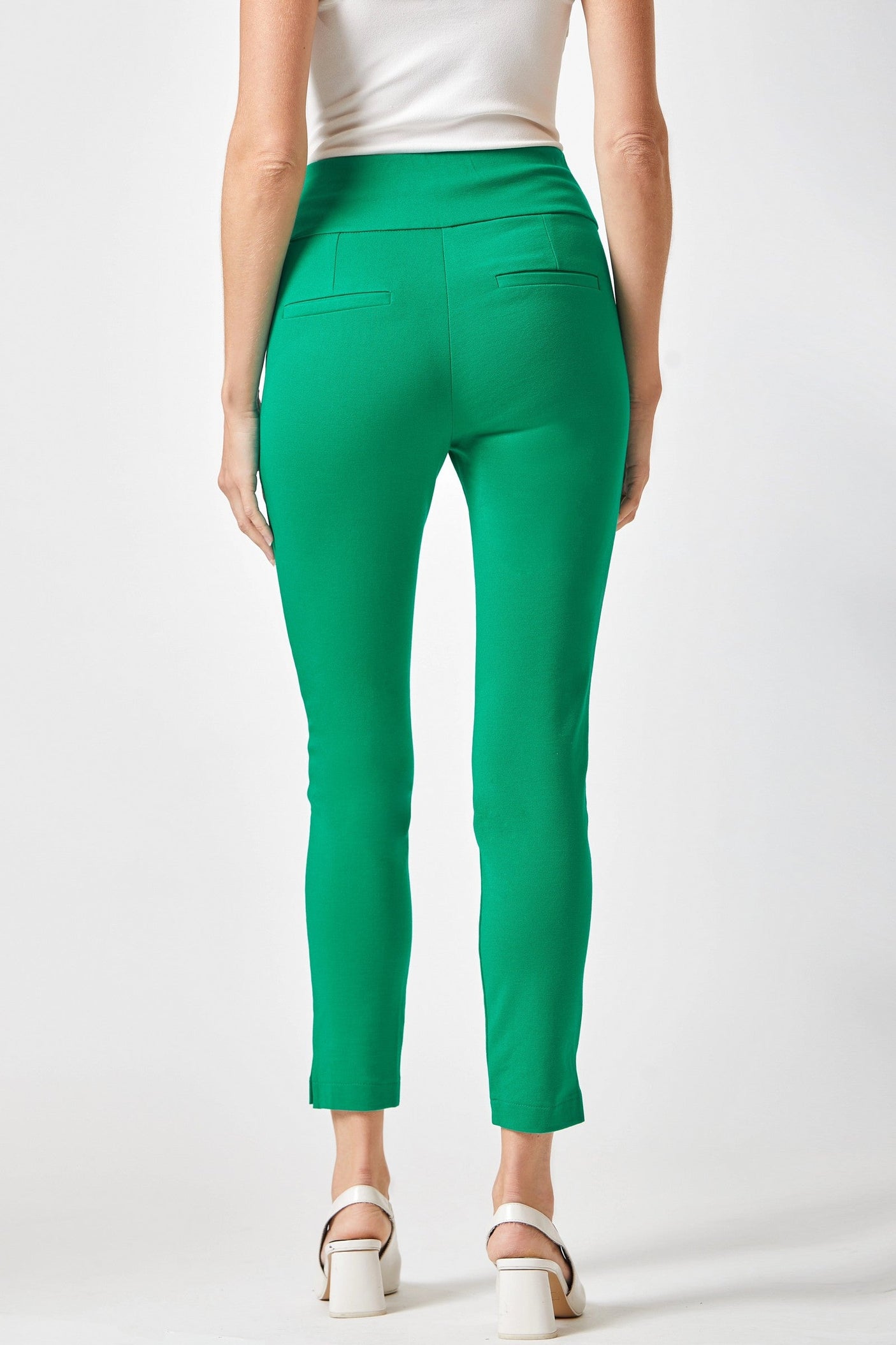 Pantalones Magic Skinny de 28" en doce colores 