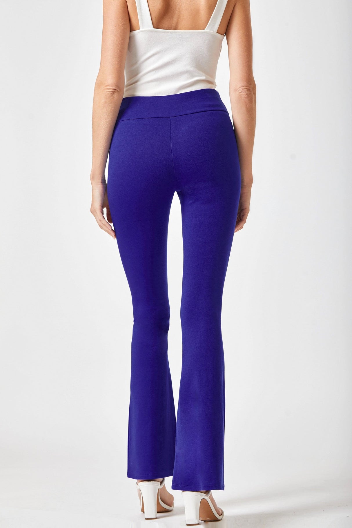 Pantalones acampanados mágicos en once colores
