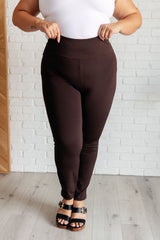 Pantalones Magic Skinny de 28" en color chocolate