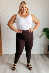 Pantalones Magic Skinny de 28" en color chocolate