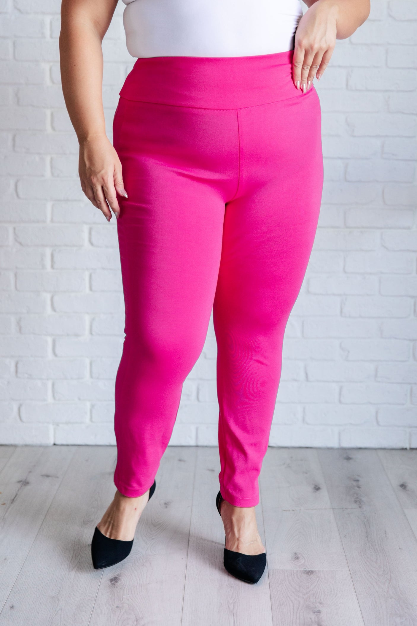 Pantalones Magic Skinny de 28" en rosa intenso