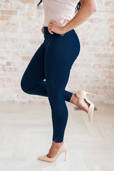Magic Skinny 28" Pants in Twelve Colors