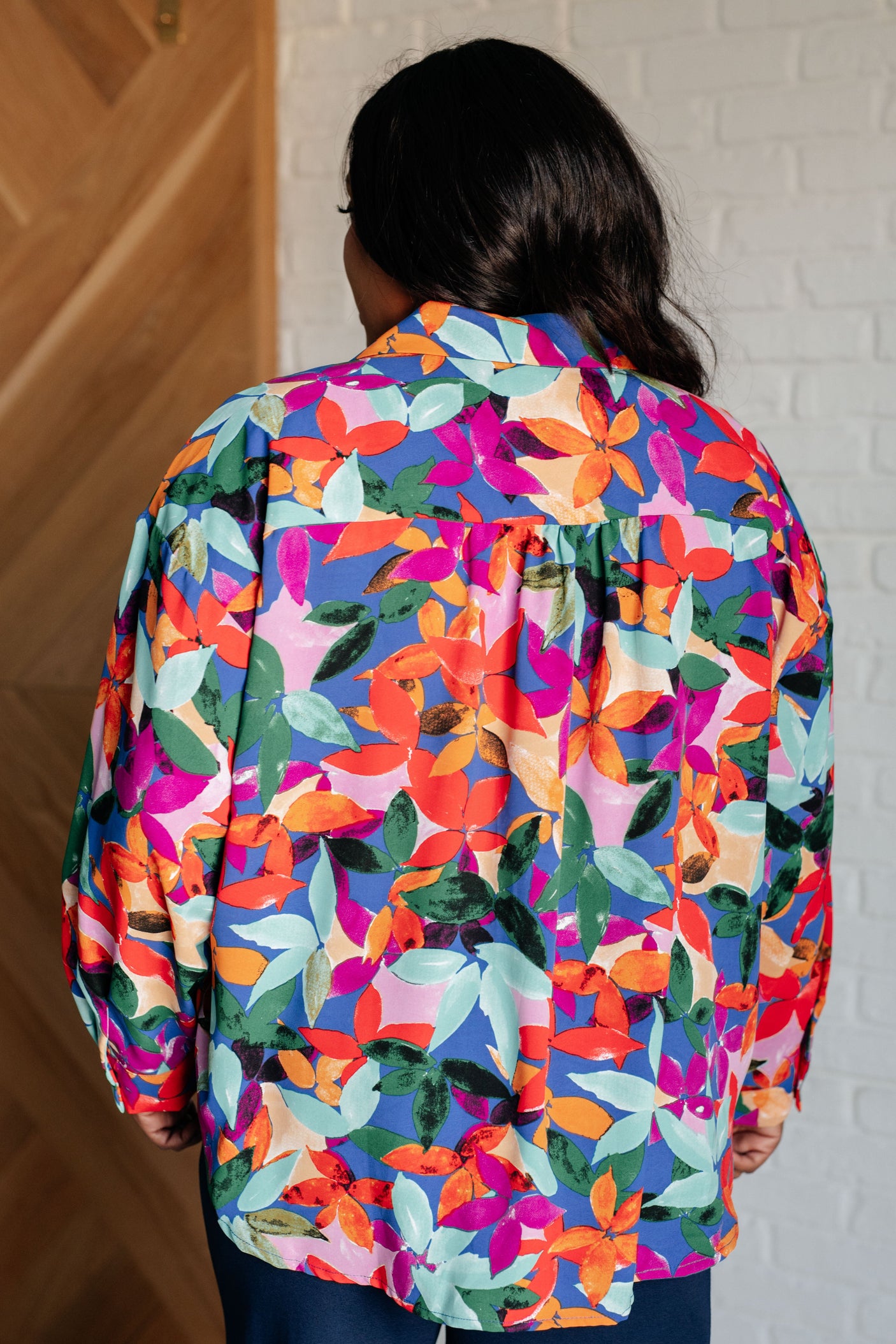 Blusa con botones "Make Like a Tree and Leaf"