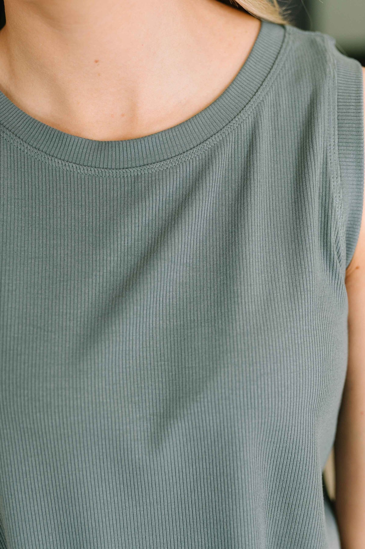 Making Moves Relaxed Tank