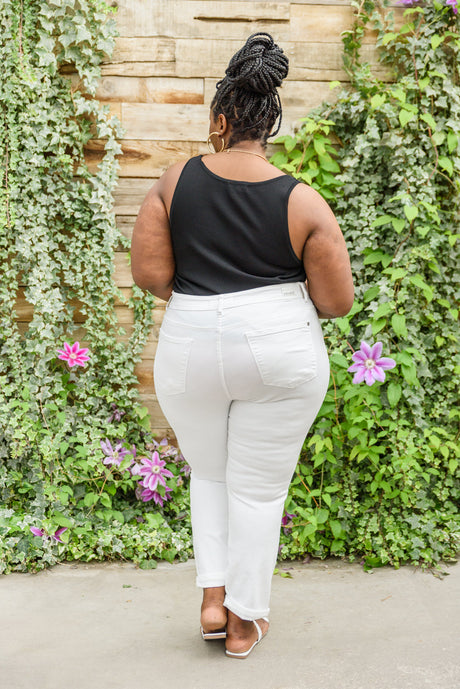 Jeans blancos desgastados de tiro medio estilo boyfriend