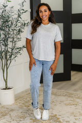 Camiseta informal con hombros caídos y estilo Mood Swingin' en gris