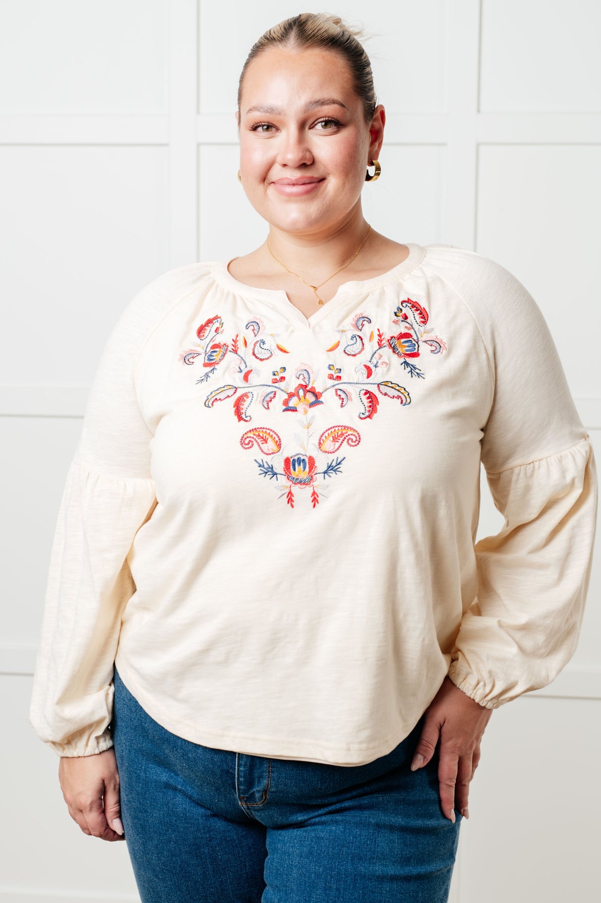 Blusa bordada más de lo que piensas